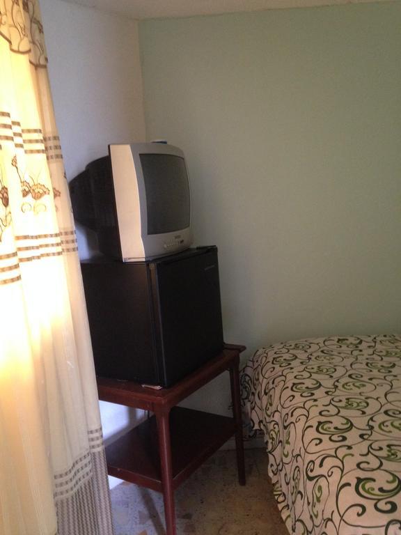Hostal Makea Pachuca ภายนอก รูปภาพ